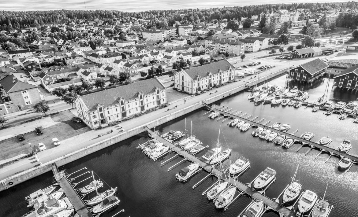 Hudik Flygfoto-Hamnen Hudiksvall Gula Hamnmagasinen